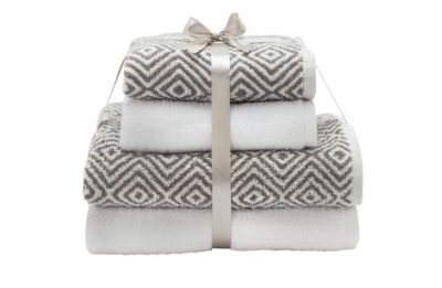 HOME - Aztec Contrast 4 Piece - Towel Bale HOME - Aztec Contrast 4 Piece - Towel Bale